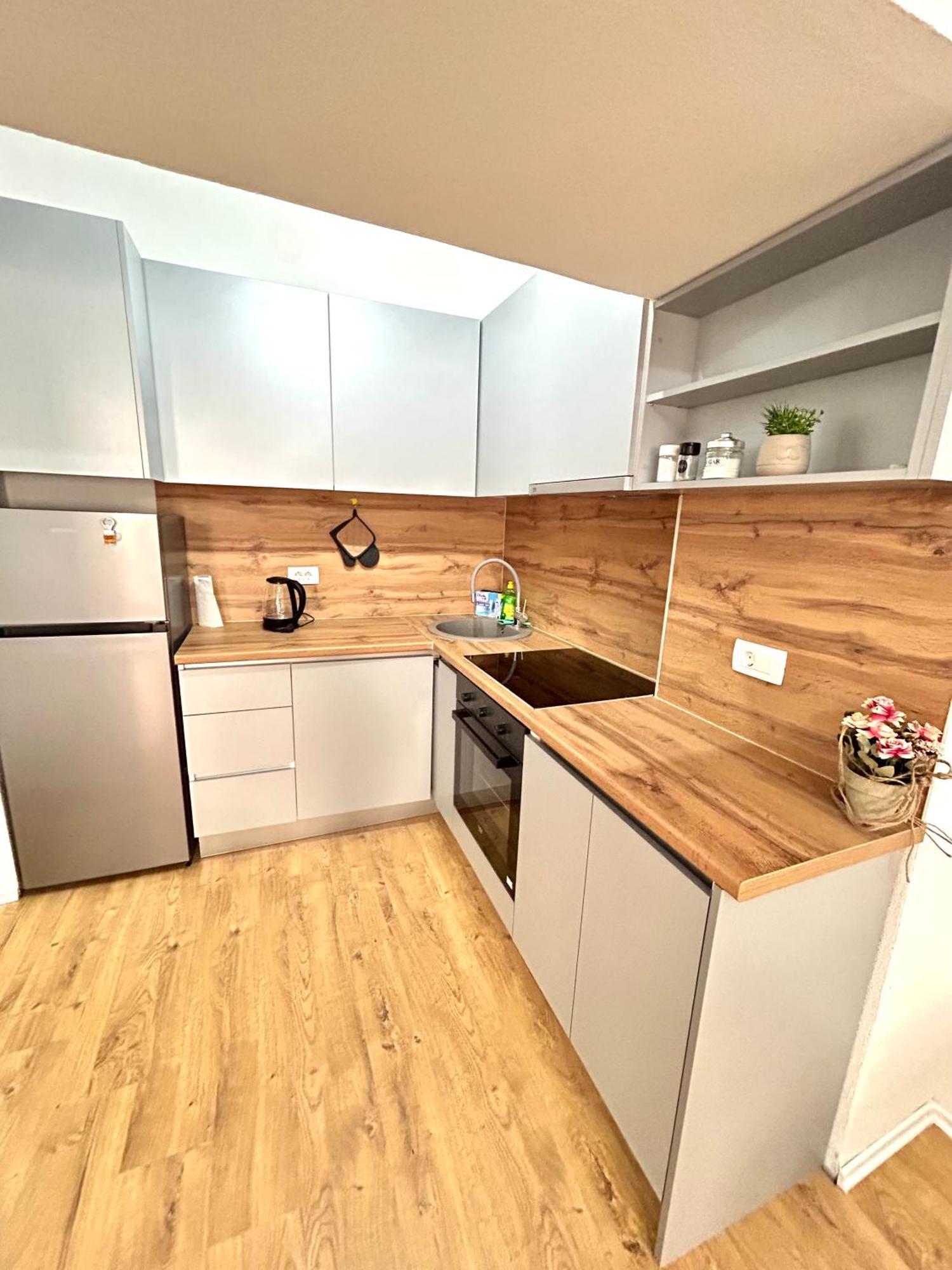 מוסטר Apartment Tajra מראה חיצוני תמונה